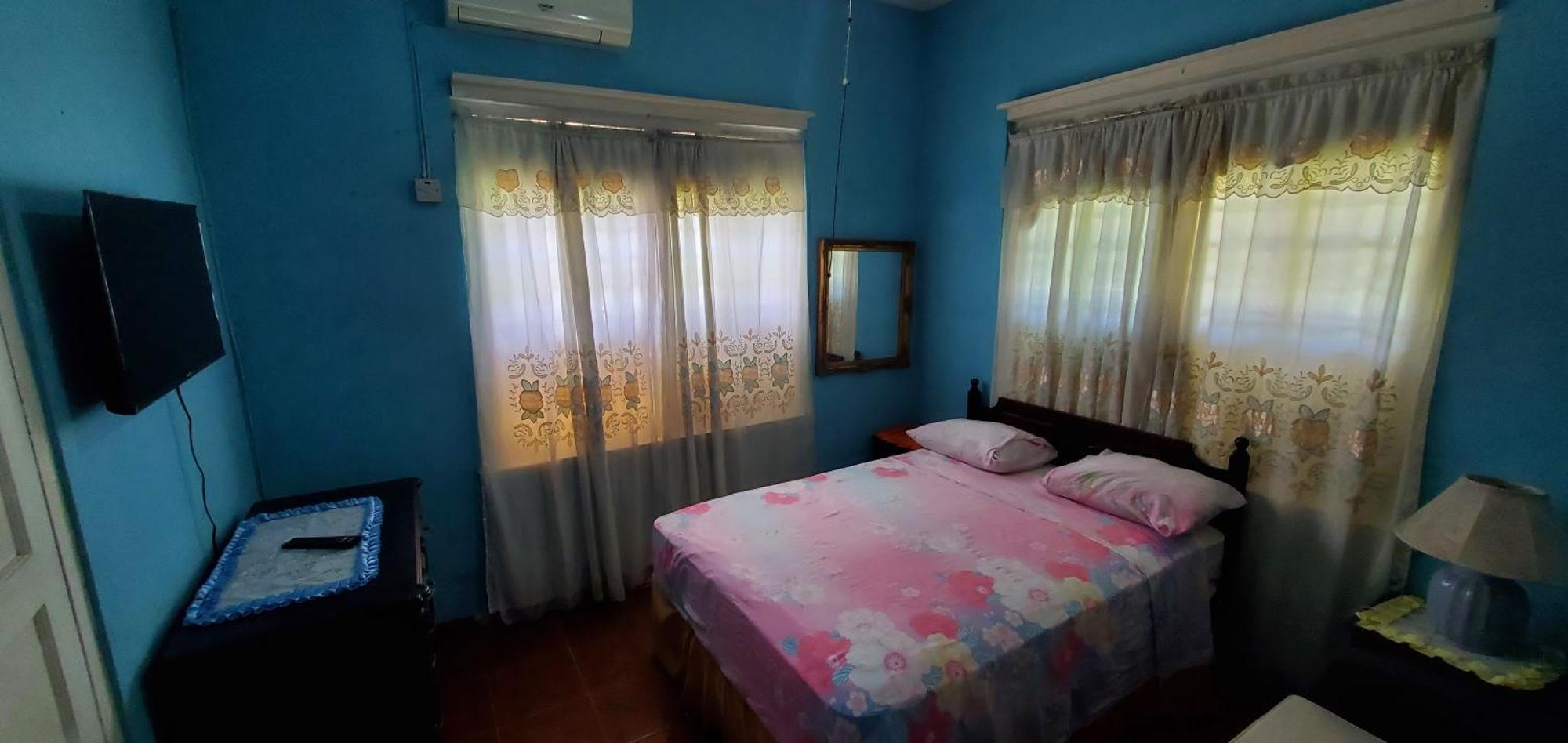 Little Shaw Park Guest House أوشو ريوس المظهر الخارجي الصورة