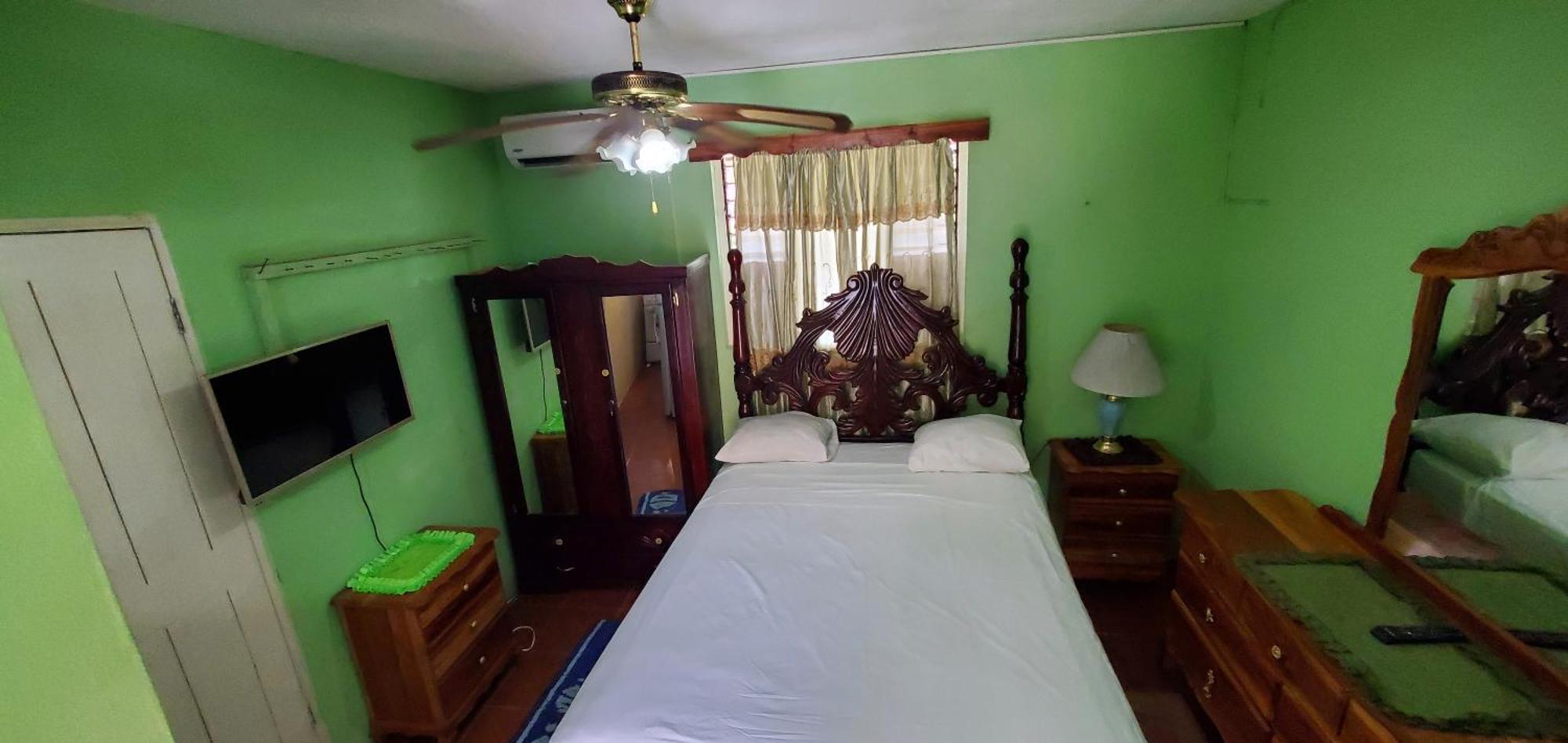 Little Shaw Park Guest House أوشو ريوس المظهر الخارجي الصورة