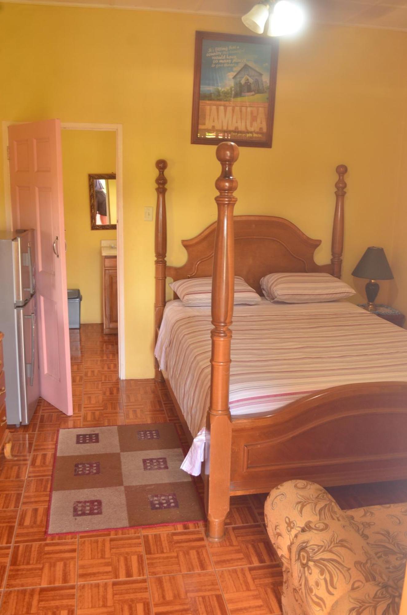 Little Shaw Park Guest House أوشو ريوس المظهر الخارجي الصورة