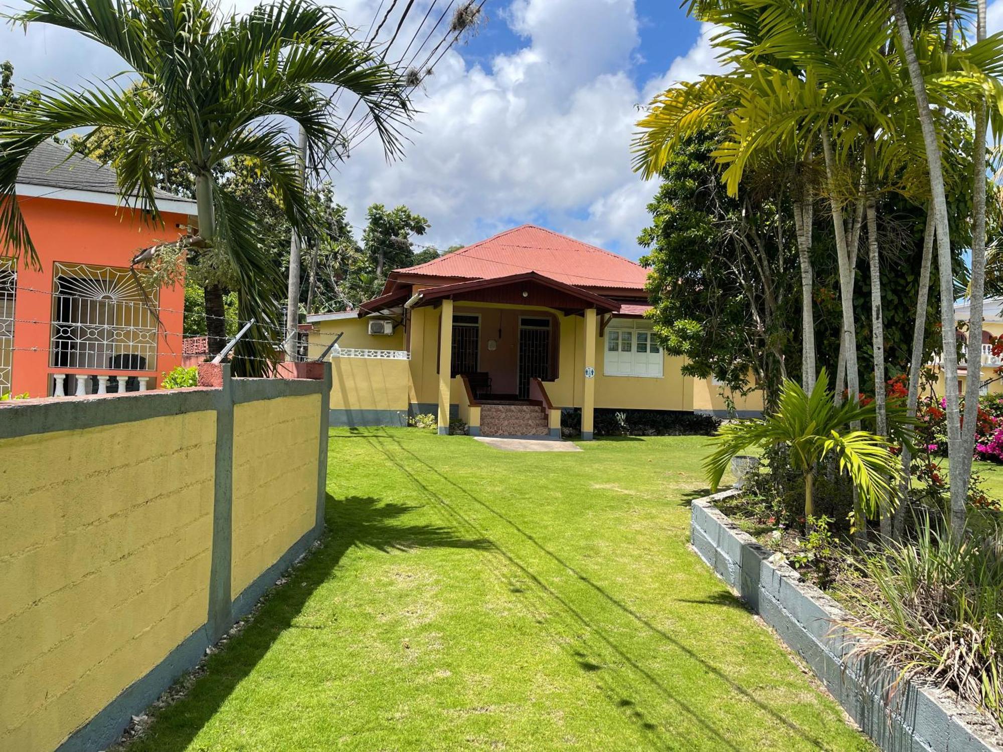 Little Shaw Park Guest House أوشو ريوس المظهر الخارجي الصورة